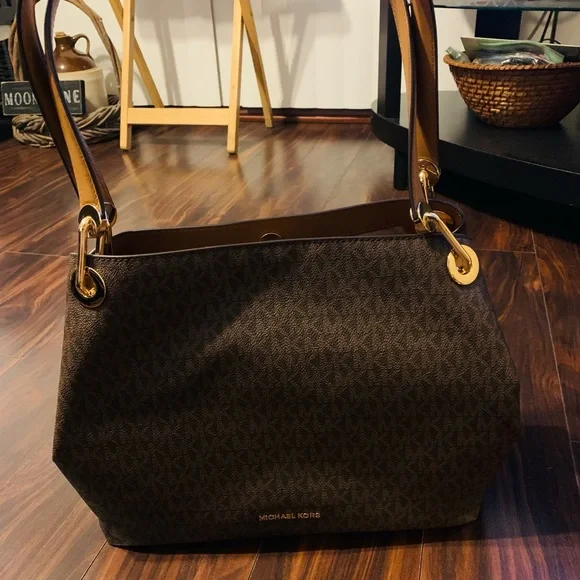 MK BRAND NEW NEVER USED BACKPACK W/dust bag Michael Kors Cooper Logo Backpack w/ Dust Bag, Luxury, Bags  main image 4